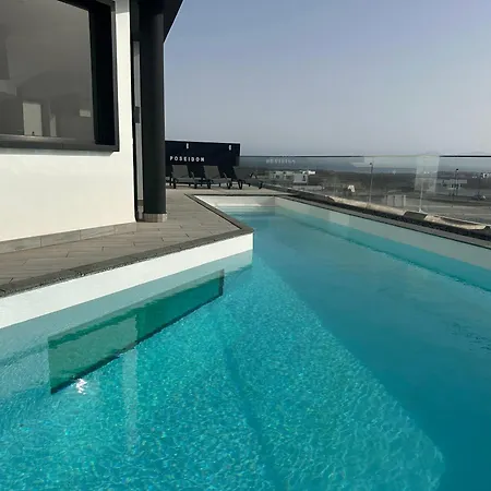 Poseidon With Private Heated Pool, Sauna And Stunning Volcano Views By Amazzzing Travel
